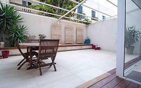 Pembroke St Julians Luxury, Comfort, Location
