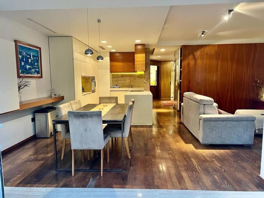 Pembroke St Julians Luxury, Comfort, Location Esterno foto
